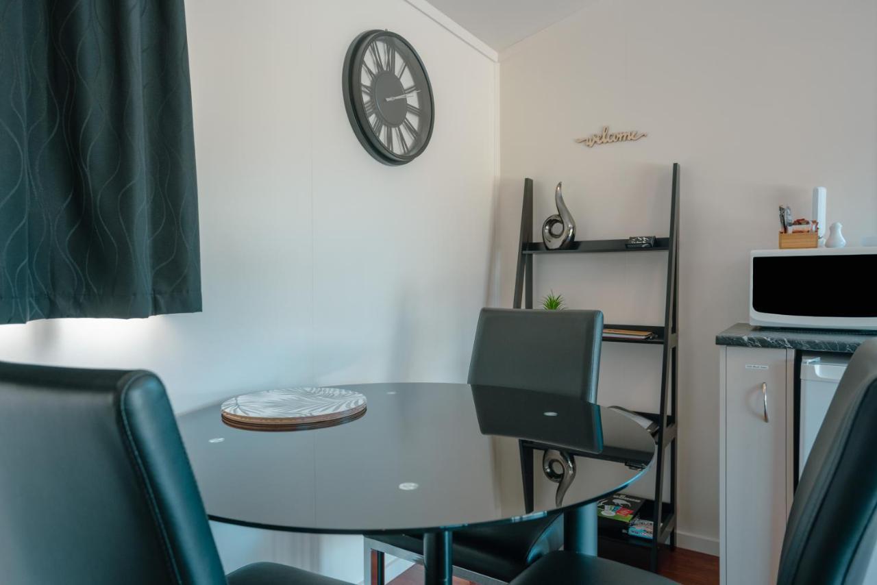 Te Awa Cottages فرانز جوزيف المظهر الخارجي الصورة
